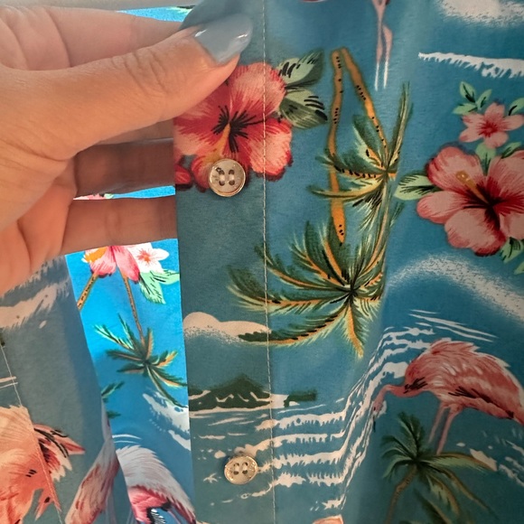 Short Sleeve Hawaiian Shirt - Picture 3 of 4